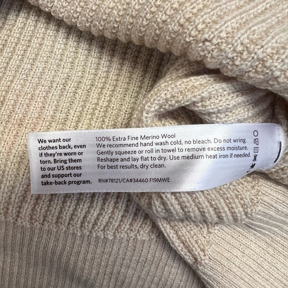 Eileen Fisher Women's Tan Crew Neck Sweater Merino Italian Wool M - Picture 5 of 5